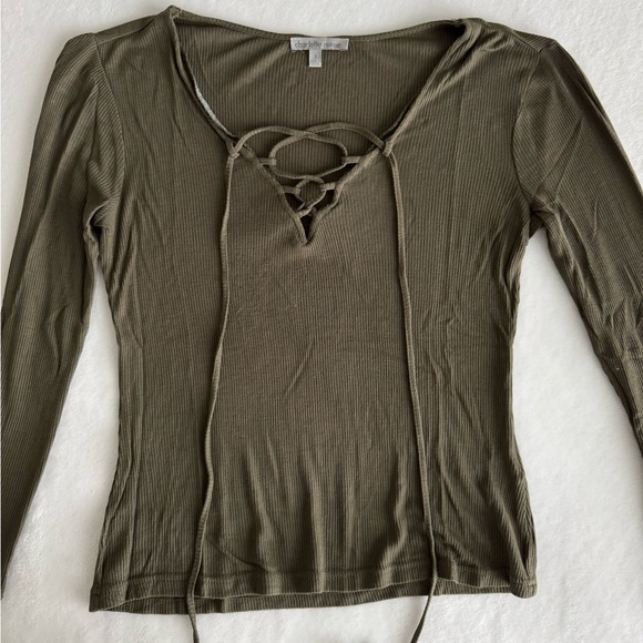 Charlot Russe Tee - Picture 3 of 5